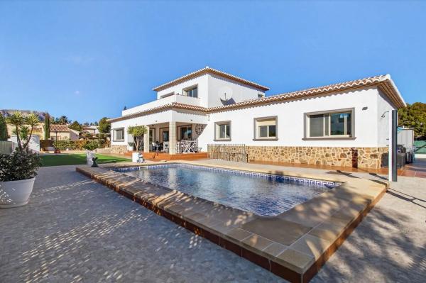 Independent chalet for sale in Cometa-Carrió, Calpe
 photo 1