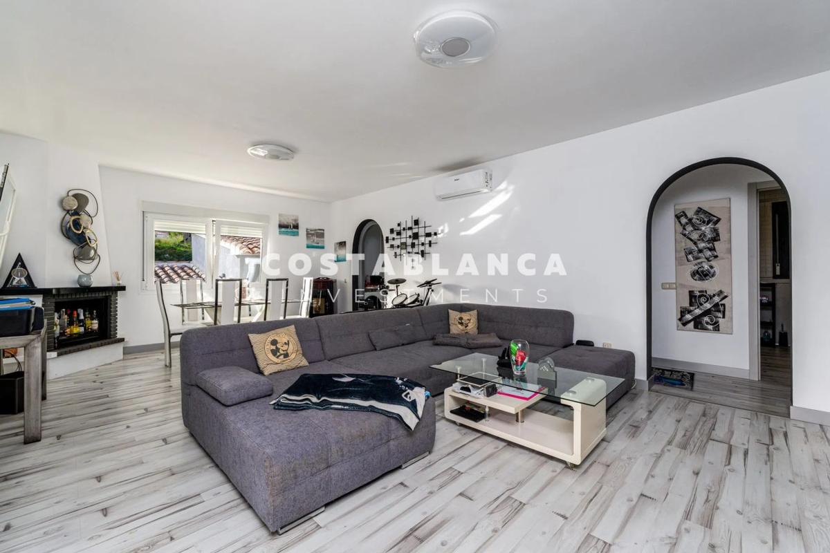 Sale of independent chalet in Urbanización Gran Sol, Calpe
 photo 4