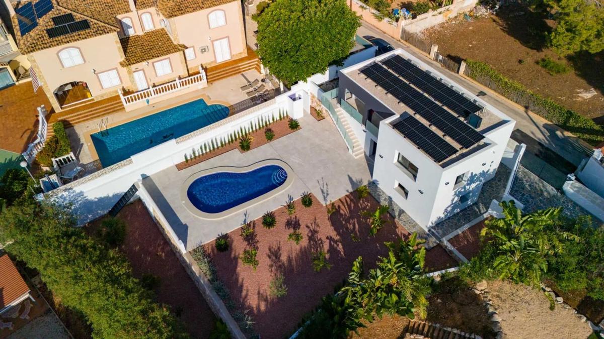 Sale of independent chalet in Cometa-Carrió, Calpe
photo 4