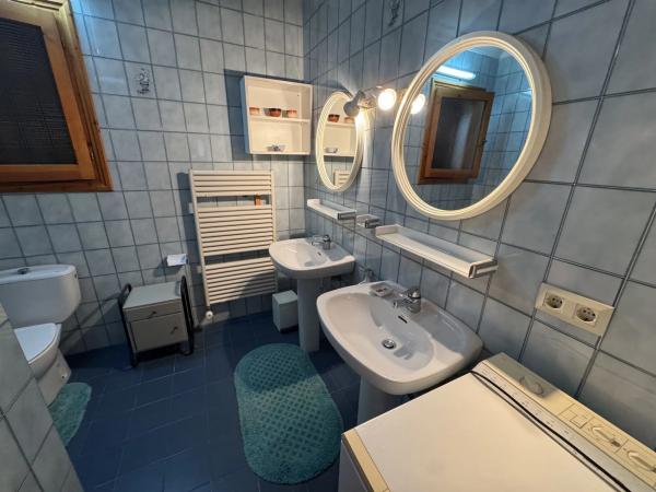 Chalet wolnostojący na sprzedaż w  Urbanización Cometa III, Kalpe photo 1