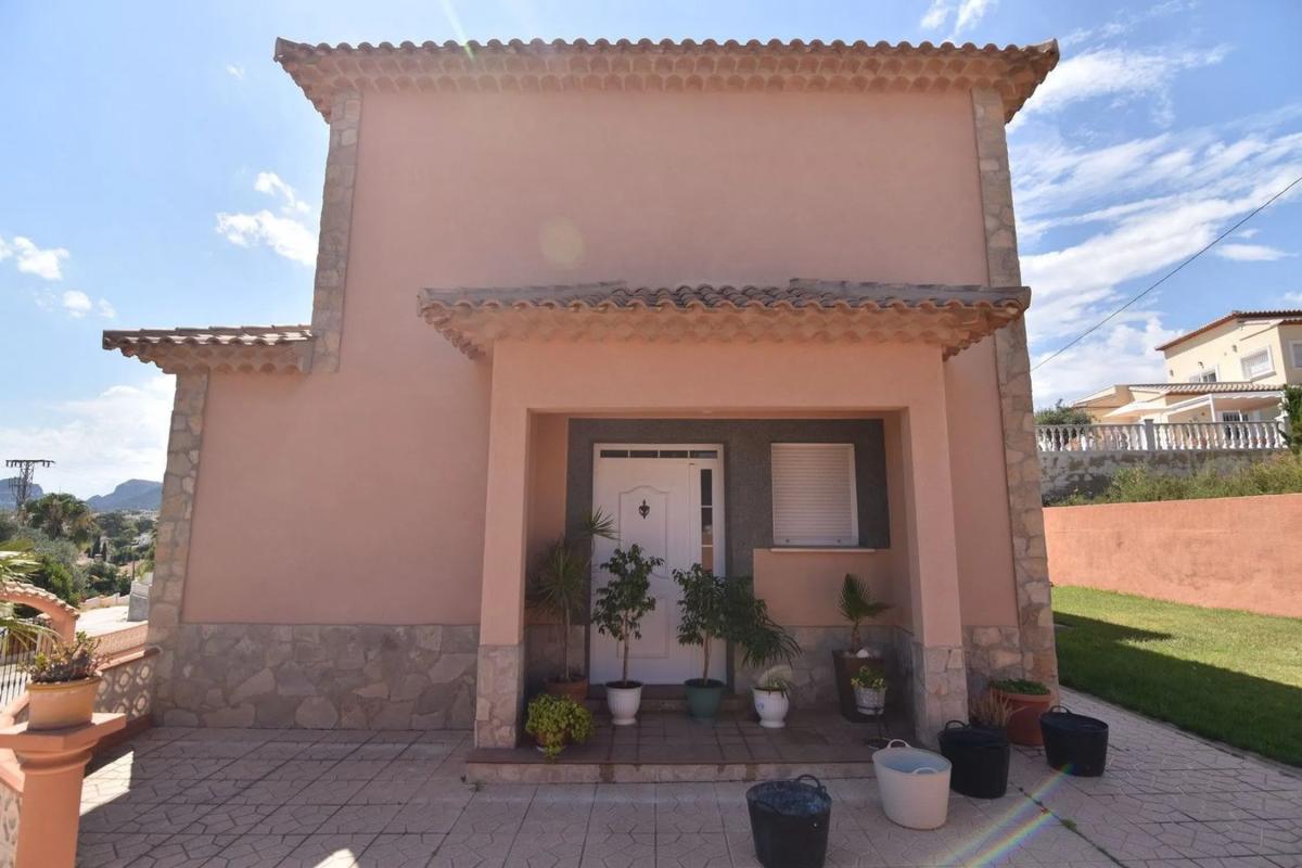 Sale of independent chalet in Partida Los Pinos, Calpe
 photo 2