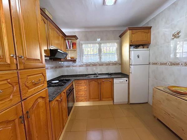 Independent chalet for sale in Urbanización Canuta de Ifach, Calpe
 photo 4