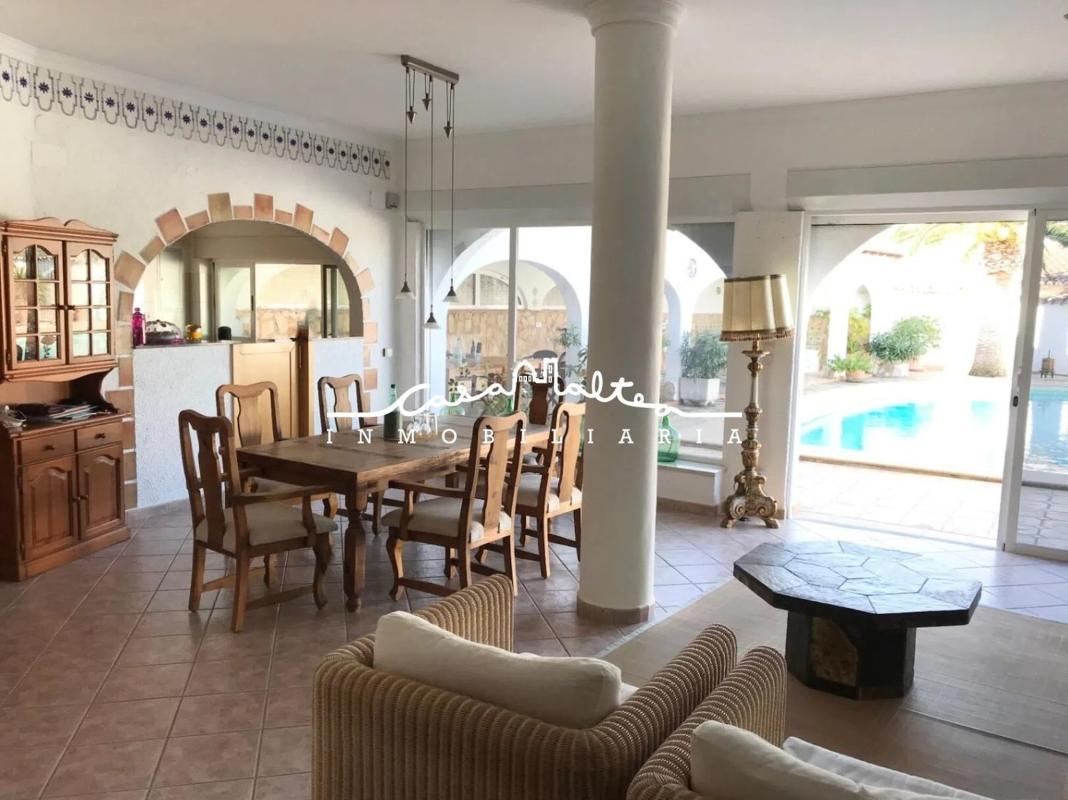 Sale of independent chalet in Cometa-Carrió, Calpe
 photo 5