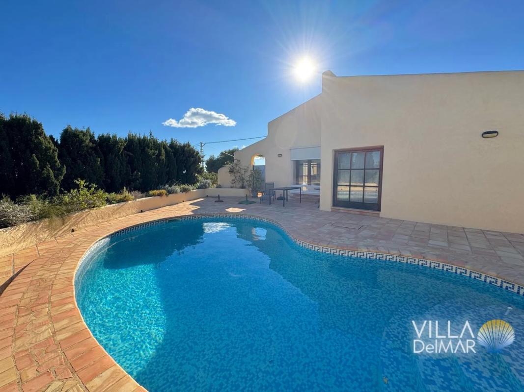 Sale of independent chalet in Urbanización Gran Sol, Calpe
photo 1