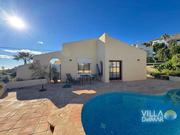 Independent chalet for sale in Urbanización Gran Sol, Calpe
 photo 2