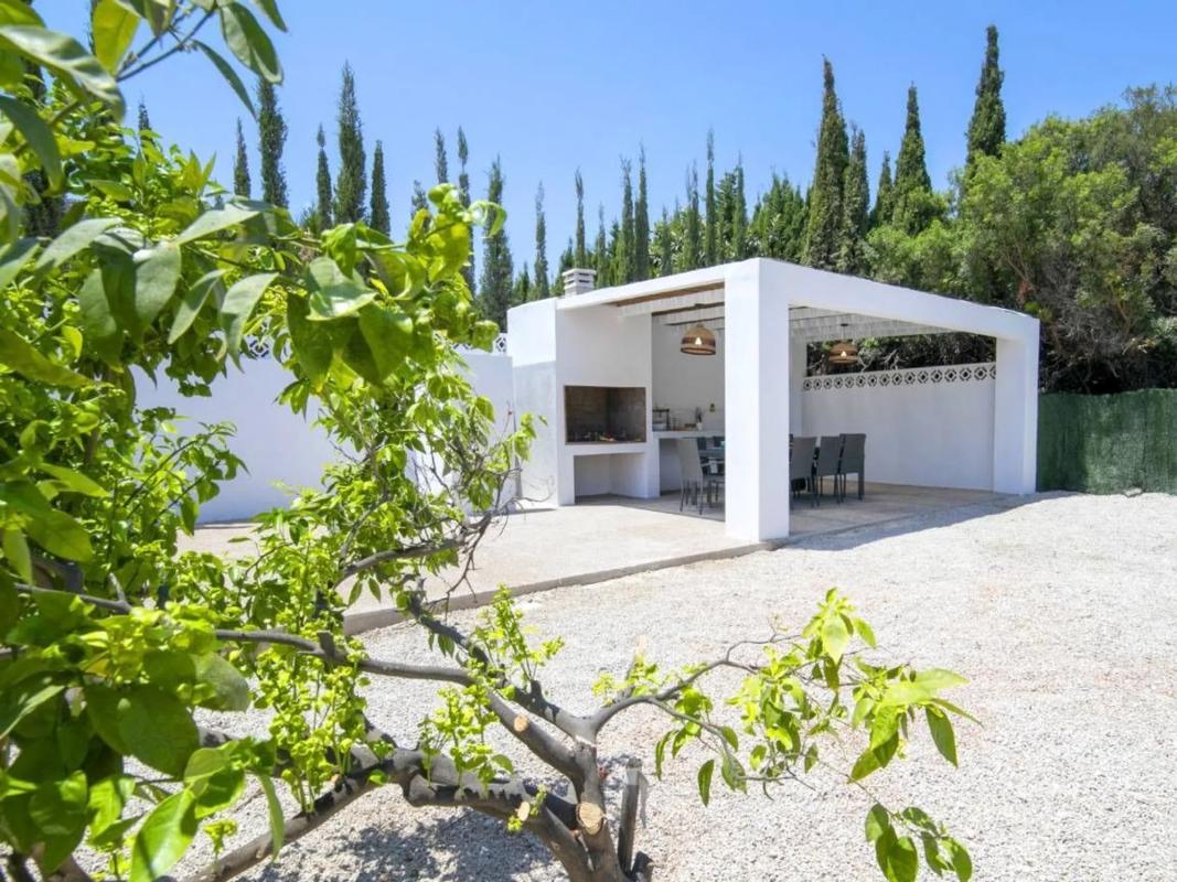 Sale of independent chalet in Canuta, Calpe
 photo 3