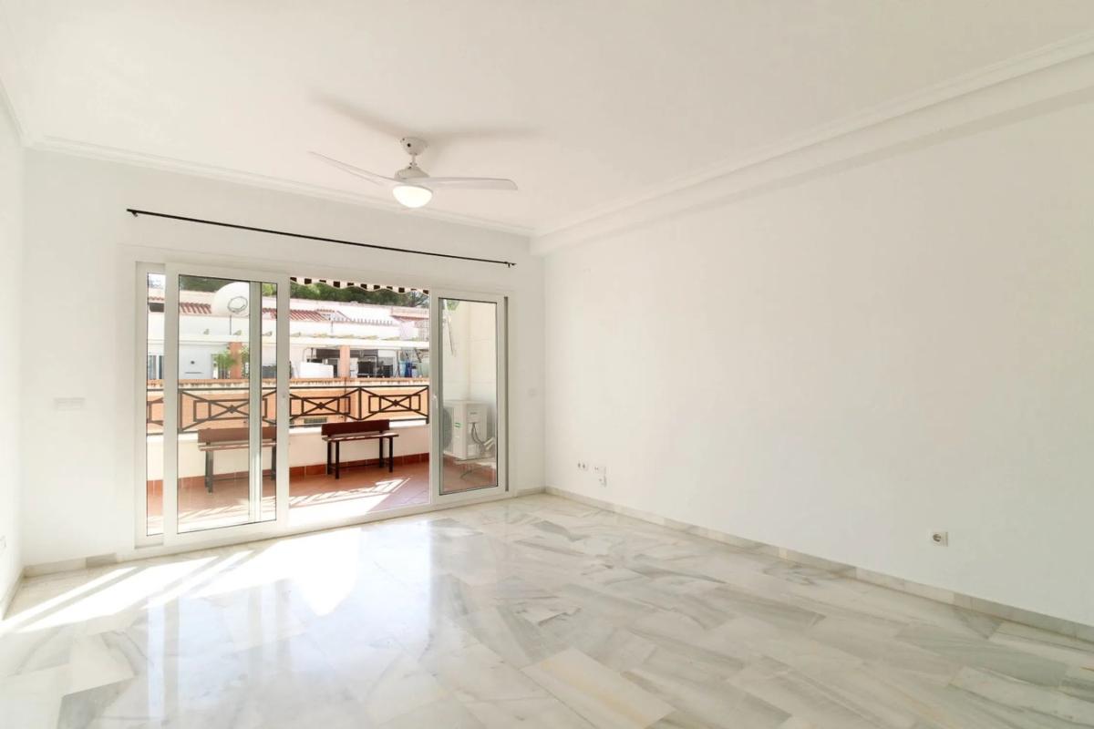 Venta de piso en Avenida masnou, Calpe
photo 1