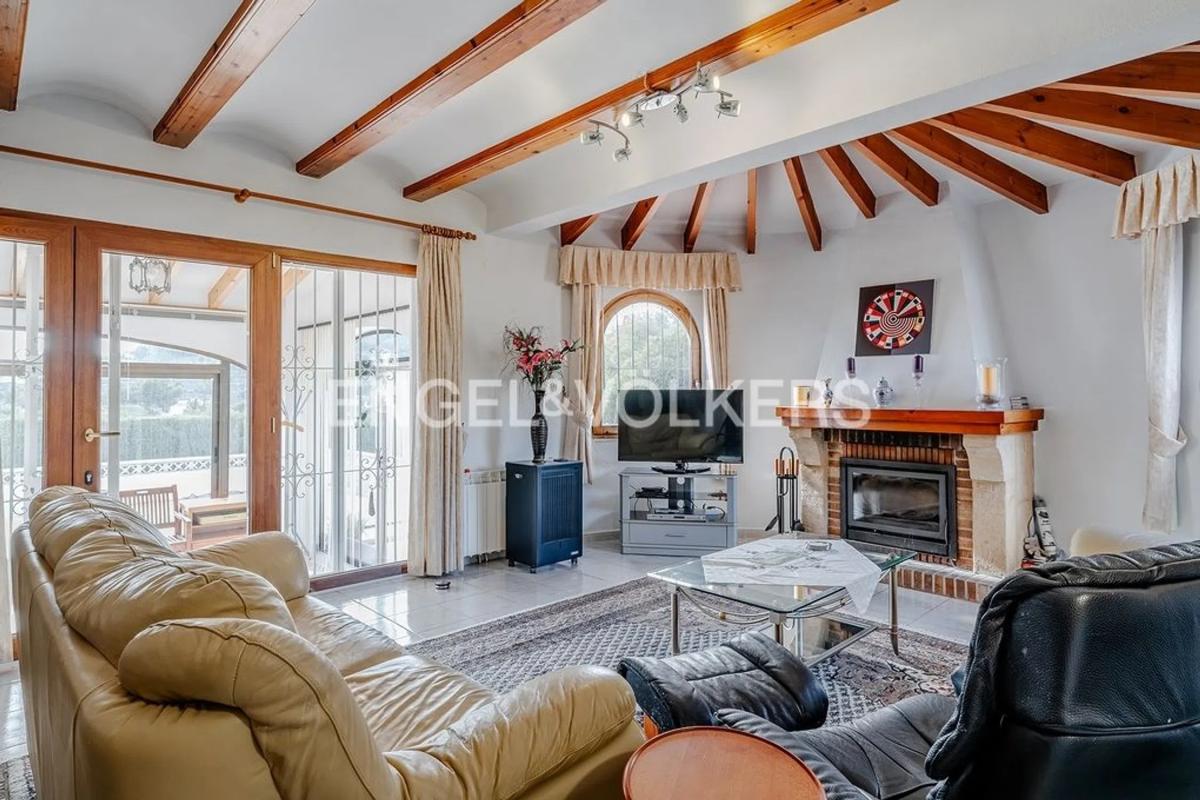 Sale of independent chalet in Cometa-Carrió, Calpe
photo 2