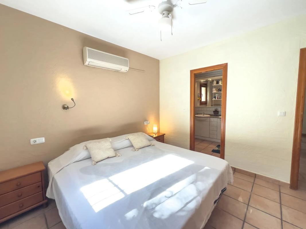 Sale of independent chalet in Partida les Cucarres, 38, Calpe
 photo 2