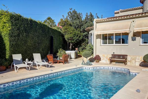 Chalet independiente en venta en Partida Enchinent, 17 G, Calpe
 photo 2