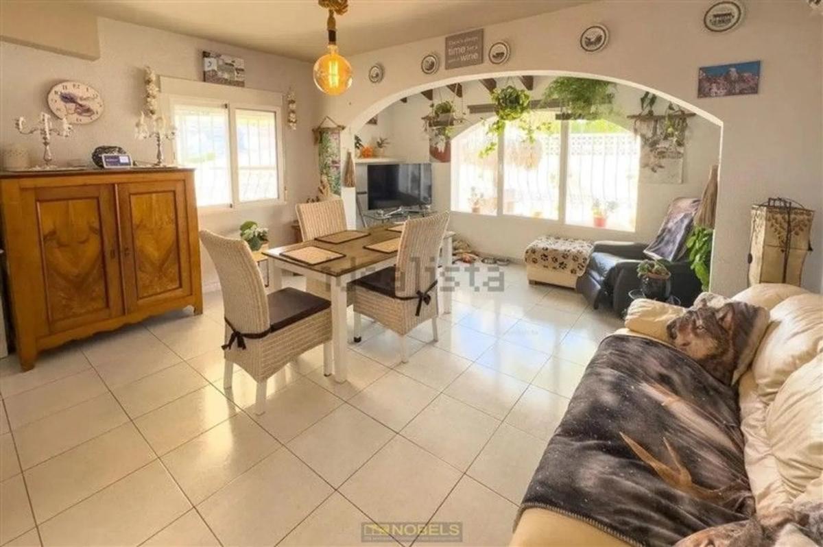 Sale of independent chalet in Manzanera-Tosal, Calpe
photo 2