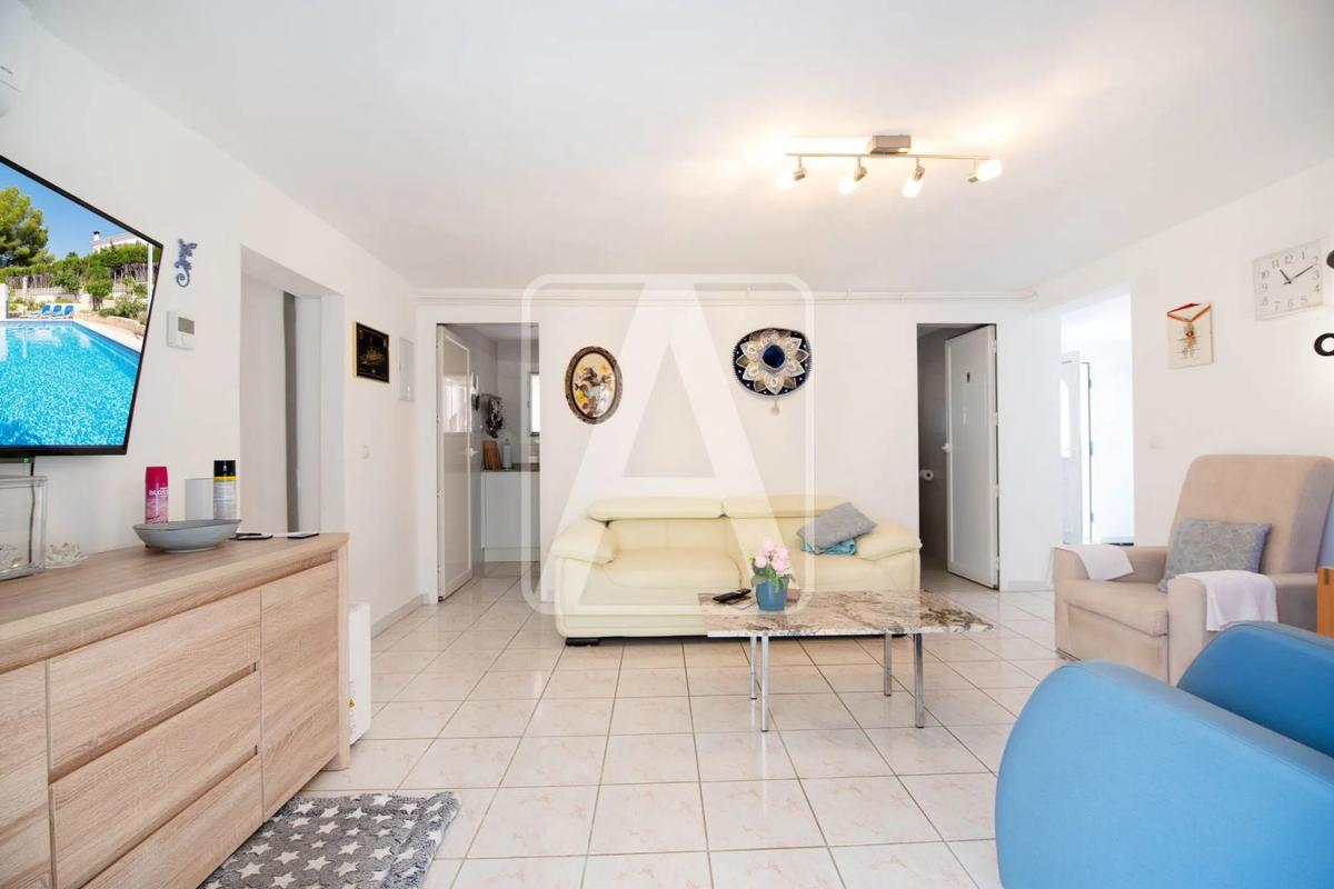 Sale of independent chalet in Cometa-Carrió, Calpe
photo 4