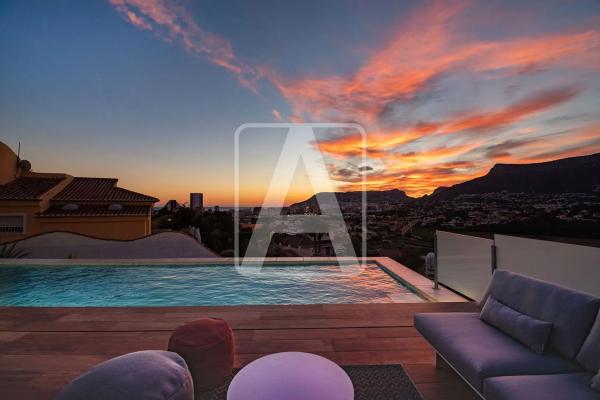 Independent chalet for sale in Cometa-Carrió, Calpe
photo 1
