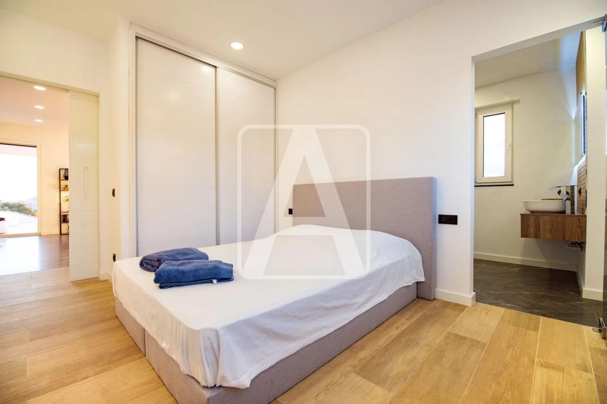 Sale of independent chalet in Cometa-Carrió, Calpe
 photo 2