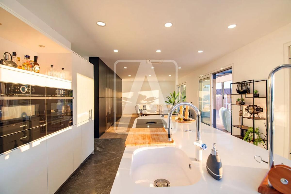 Sale of independent chalet in Cometa-Carrió, Calpe
 photo 3