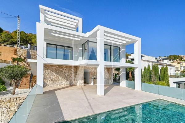 Independent chalet for sale in Cometa-Carrió, Calpe
photo 1