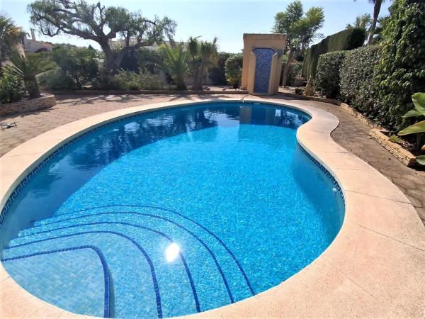 Independent chalet for sale in Cometa-Carrió, Calpe
 photo 3