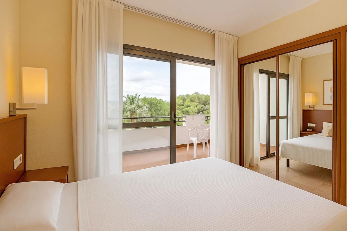 Sale of apartment in Urbanización Caleta, 28 A, Calpe
photo 3