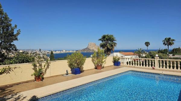 Chalet independiente en venta en maryvilla, Calpe
thumbnail 1