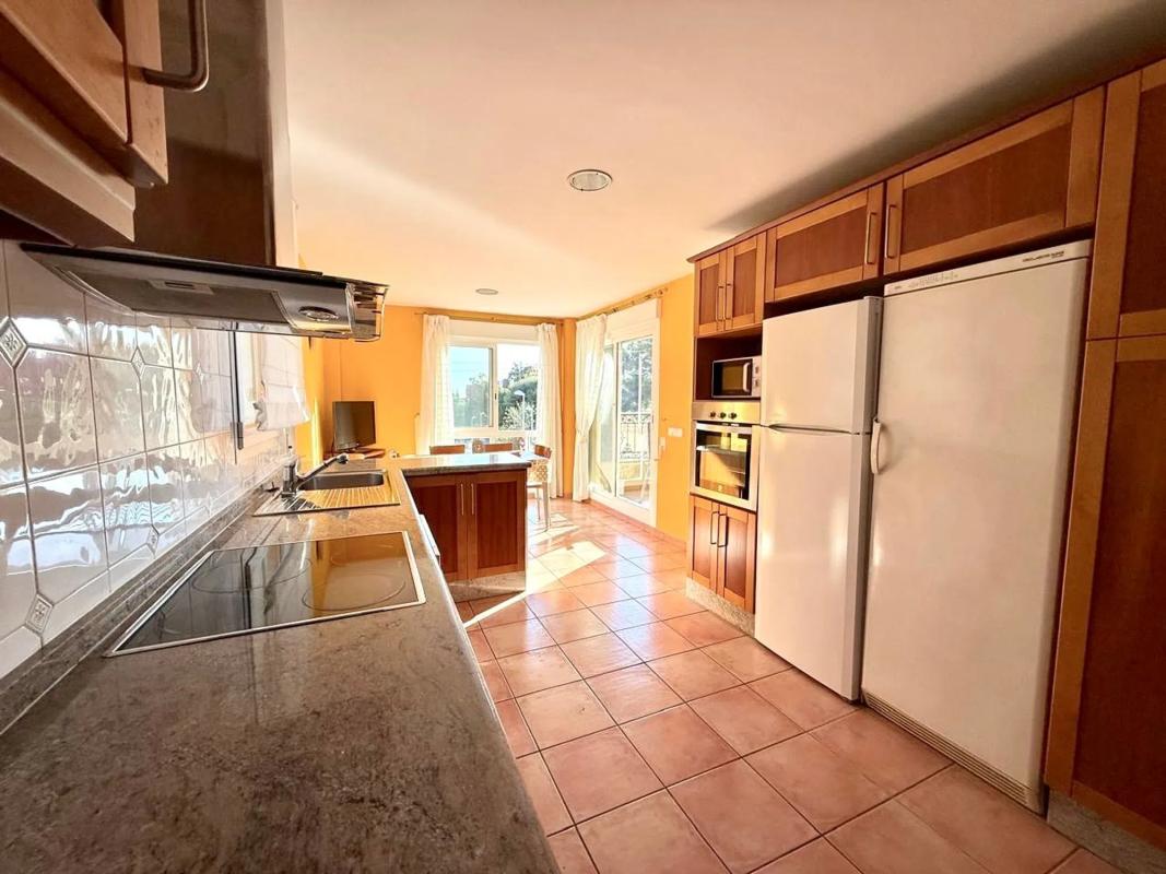 Sale of independent chalet in Avenida la Manzanera, Calpe
photo 4
