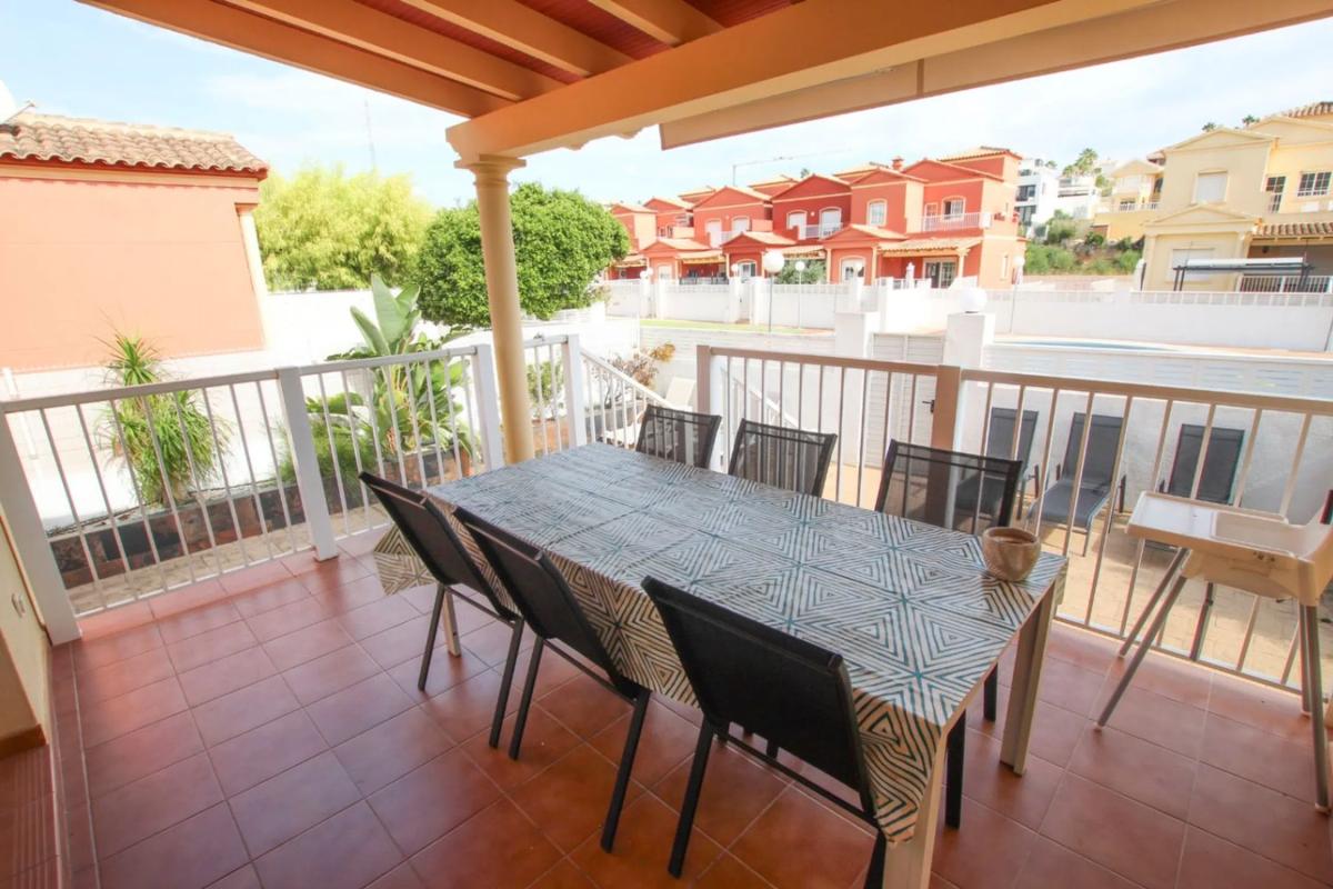 Venta de chalet adosado en  Cometa-Carrió , Calpe photo 3