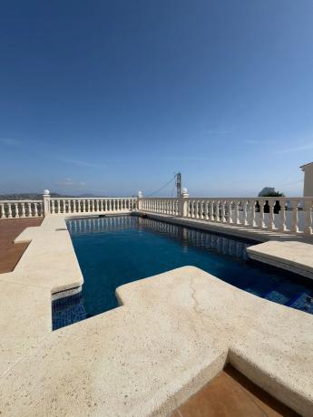 Independent chalet for sale in Calle Isla de Formentera, Calpe
photo 1