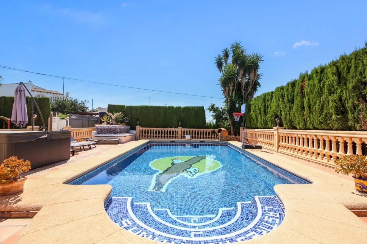 Sale of independent chalet in Cometa-Carrió, Calpe
photo 3