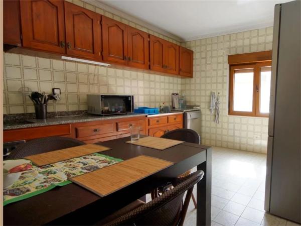 Chalet adosado en calle Alicante photo 2