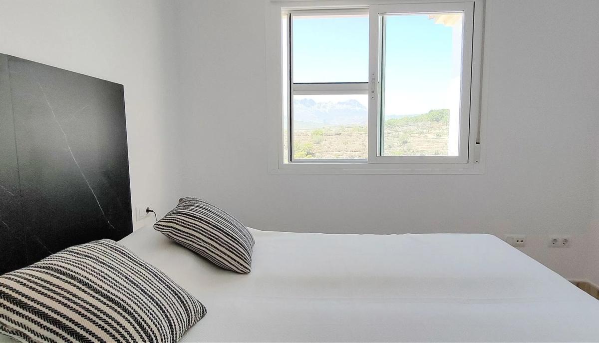 Venta de chalet adosado en Cometa-Carrió , Calpe photo 3