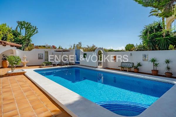 Independent chalet for sale in Manzanera-Tosal, Calpe
 photo 2