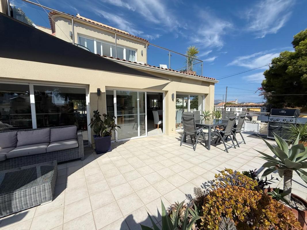 Sale of independent chalet in Cometa-Carrió, Calpe
photo 1