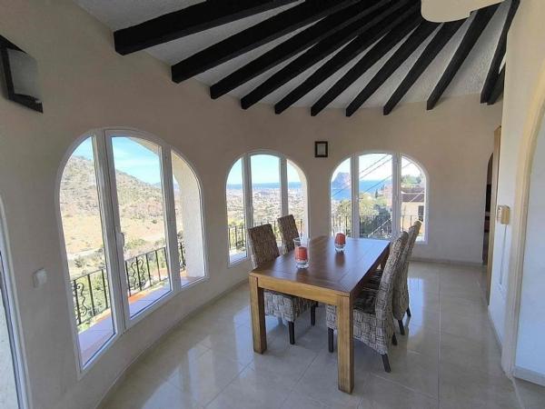 Частный шале на продаже в  maryvilla, Кальпе photo 3