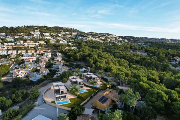 Independent chalet for sale in Partida Gran Sol, 17, Calpe
thumbnail 2
