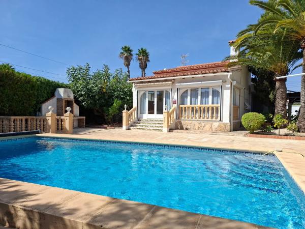 Independent chalet for sale in UR LA VALLESA, 10, Calpe
 photo 2
