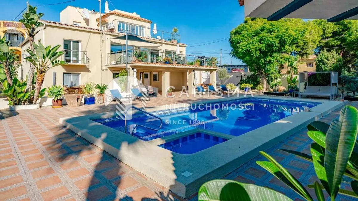 Sale of independent chalet in Cometa-Carrió, Calpe
photo 2