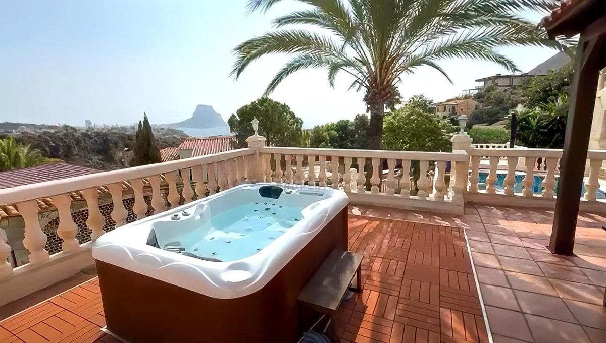 Продажа отдельного шале в Partida Maryvilla, Кальпе photo 2