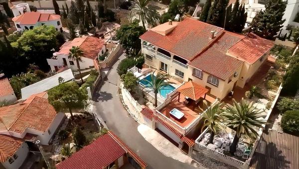 Частный шале на продаже в  Partida Maryvilla, Кальпе photo 3