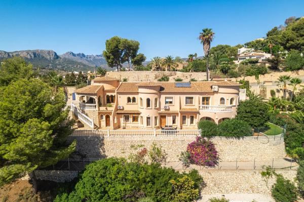 Independent chalet for sale in Partida la Empedrola, Calpe
 photo 2