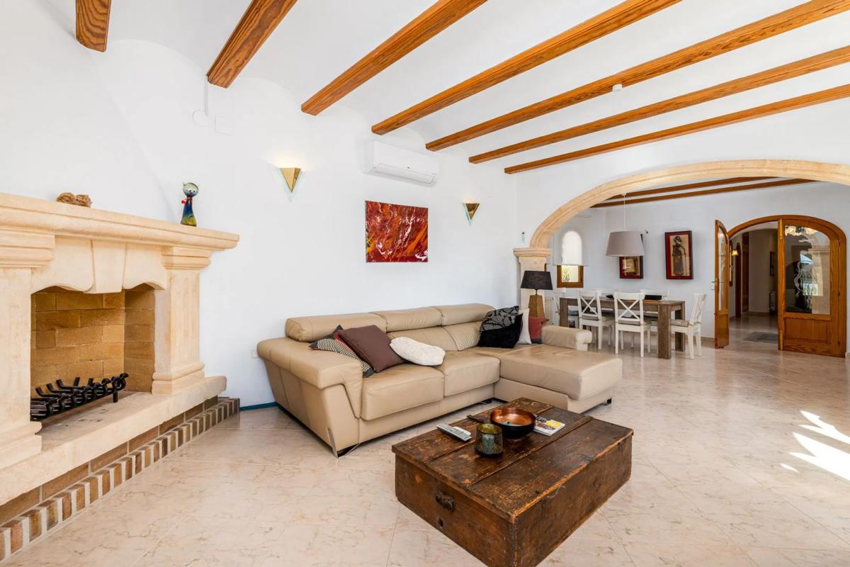 Sale of independent chalet in Partida la Empedrola, Calpe
 photo 5