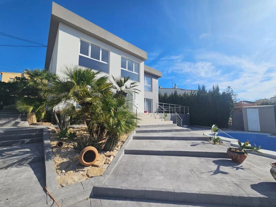 Sale of independent chalet in Partida Carrió Park, Calpe
 photo 4