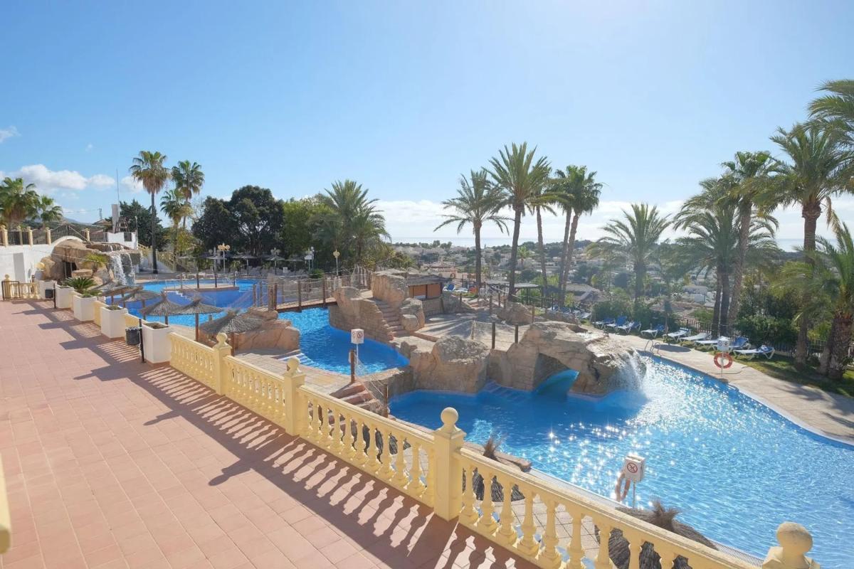 Venta de chalet adosado en  Cometa-Carrió , Calpe photo 2