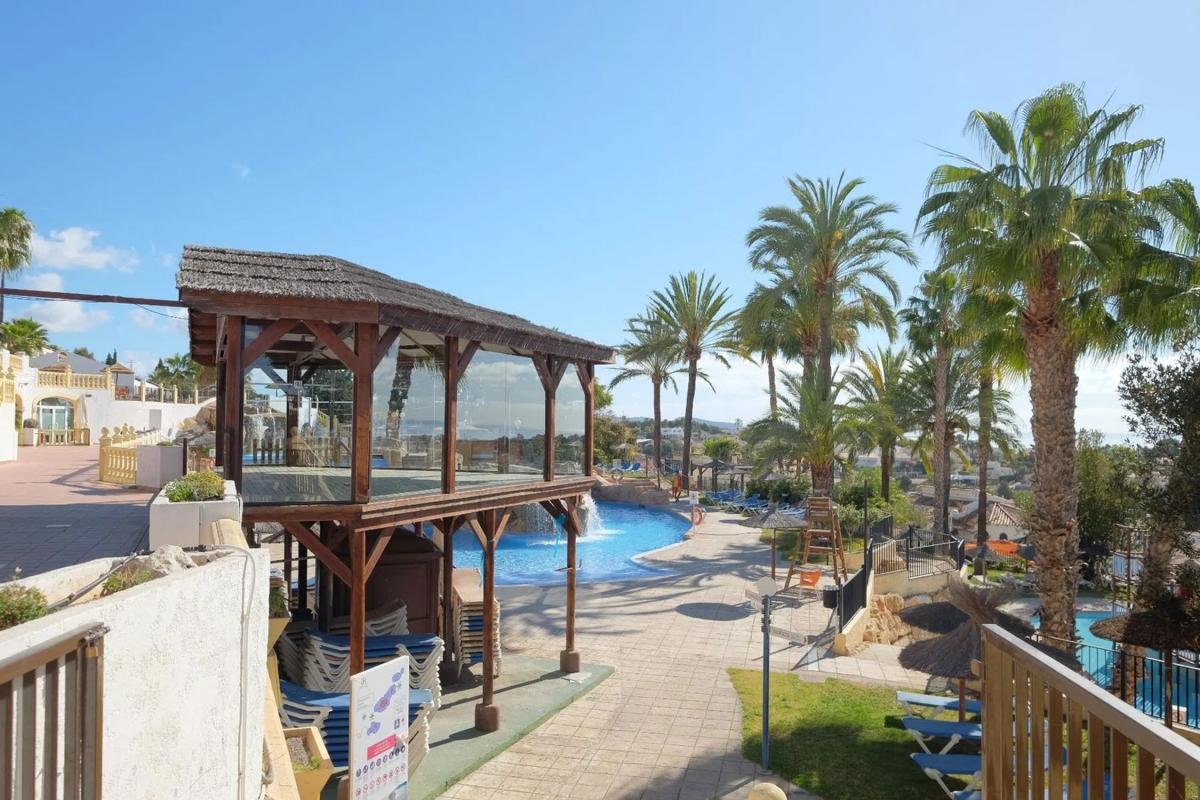 Venta de chalet adosado en  Cometa-Carrió , Calpe photo 4