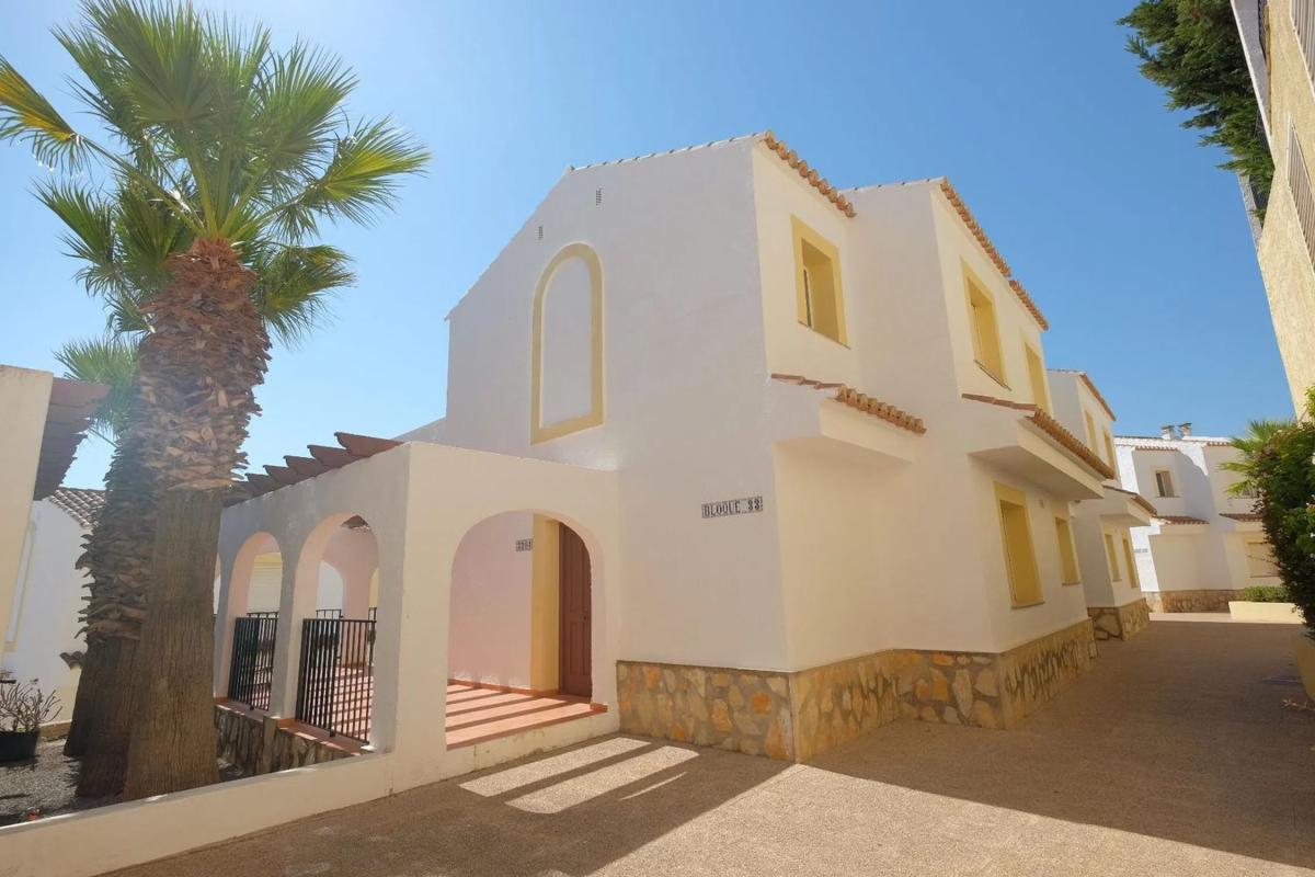 Venta de chalet adosado en  Cometa-Carrió , Calpe photo 5