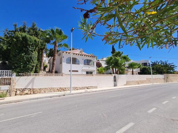 Independent chalet for sale in Canuta, Calpe
thumbnail 1