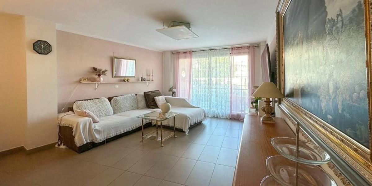 Продажа квартиры на Calle Jose María Ruiz Pérez-Aguila, Кальпе
photo 3