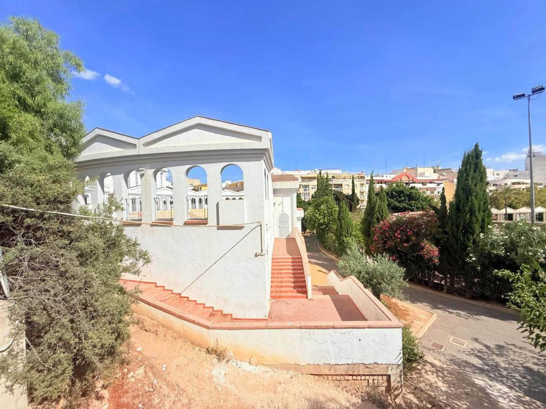 Sale of apartment in Calle Jose María Ruiz Pérez-Aguila, Calpe
photo 1