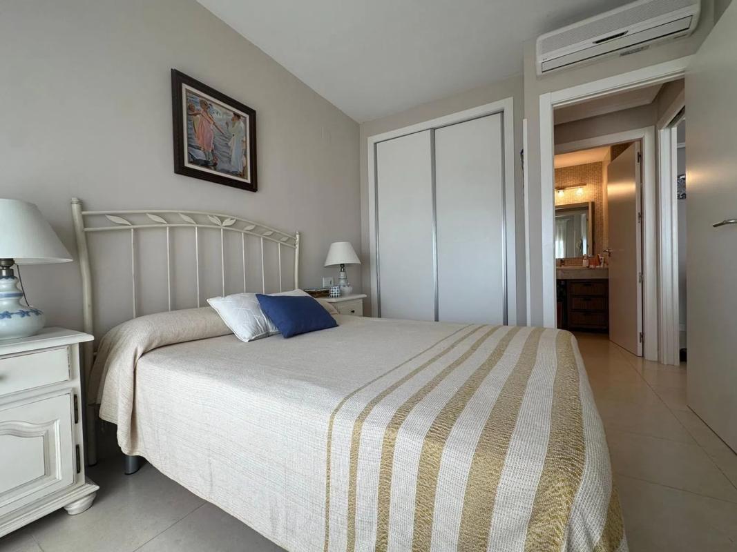 Sale of apartment in Avenida Europa, Calpe
photo 1