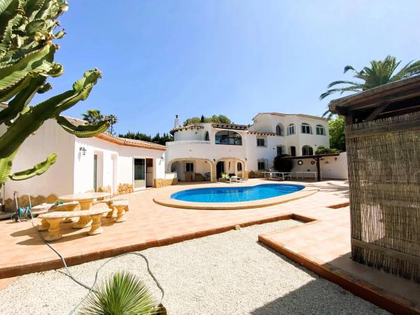 Independent chalet for sale in Cometa-Carrió, Calpe
 photo 2