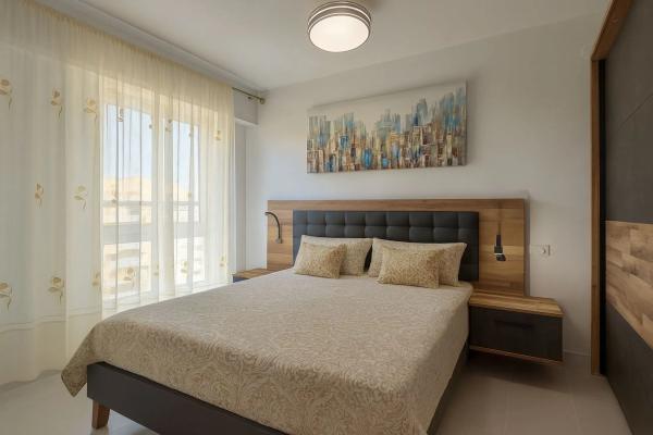 Квартира на продажу на  Calle Corbeta s/n, Кальпе photo 1