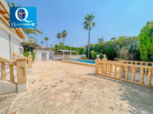 Independent chalet for sale in Cometa-Carrió, Calpe
photo 1